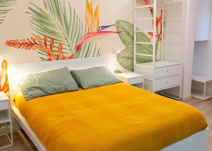 Eqm Affittacamere 4*