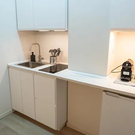 ゲストハウス Eqm ローマ