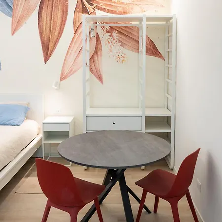 Eqm ゲストハウス ローマ