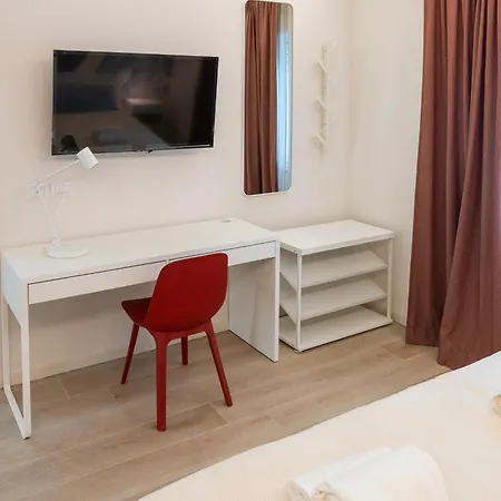 Eqm ゲストハウス ローマ