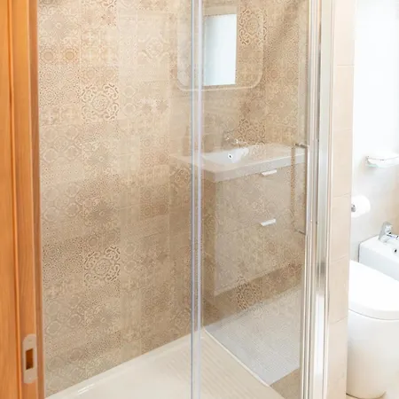 Eqm ゲストハウス ローマ